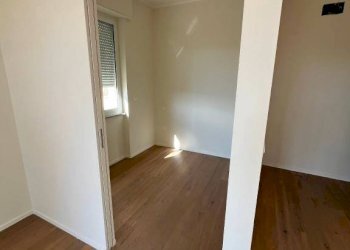 Camera da letto - Bilocale via Balbi, 97, Genova - foto 6