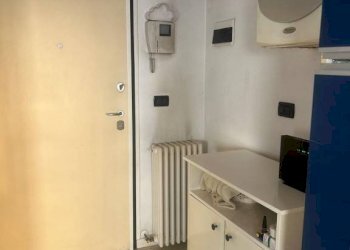 Stanza arredata - Appartamento via San Felice, 28, Bologna (zona Centro Storico) - foto 9