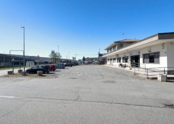 Zona - Negozio via Torino, 488, Brandizzo - foto 33