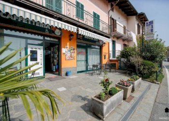 Facciata - Bar - Tabacchi - Ricevitoria via Cappuccini, Chivasso - foto 4