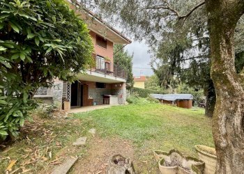 Giardino - Villa a Schiera strada Cantone Bonino, 15e, frazione Vandorno, Biella - foto 2