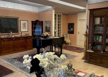 Salone - Appartamento via Giovanni da Verrazzano, Torino (zona Crocetta) - foto 12