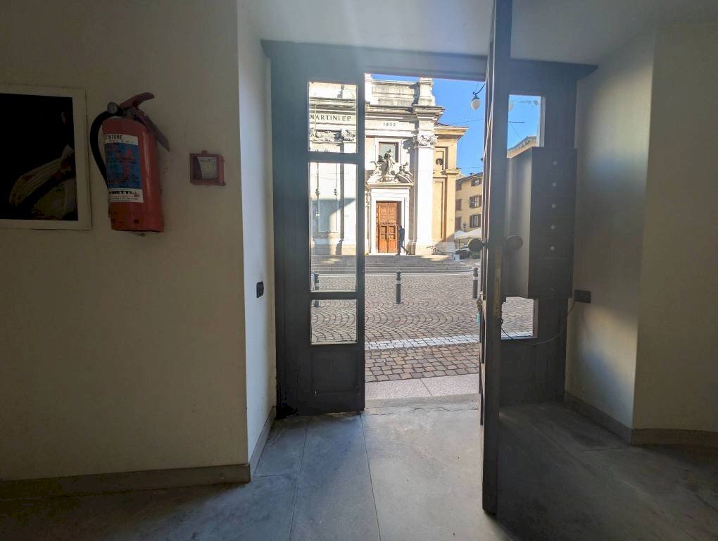 Interno palazzo - Quadrilocale piazza Italia, Alzano Lombardo - foto 2