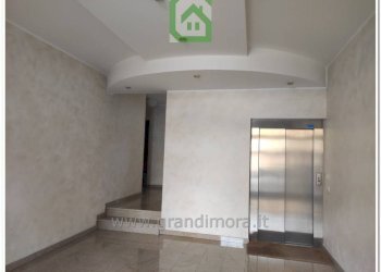 Interno palazzo - Four-room apartment via San Gerolamo Miani, Bergamo - photo 14