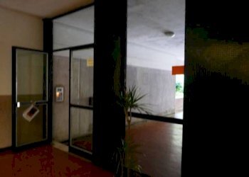 Interno palazzo - Bilocale all'asta via Romagna, 51, Genova (zona San Teodoro) - foto 3