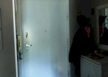 Ingresso - Bilocale all'asta via Romagna, 51, Genova (zona San Teodoro) - foto 6