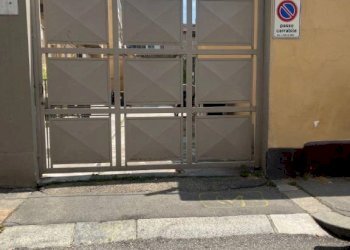 Posto macchina - Negozio via Borgone, 3, Torino (zona Pozzo Strada) - foto 4