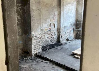 Stanza non arredata - Negozio via Borgone, 3, Torino (zona Pozzo Strada) - foto 11