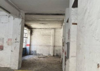 Magazzino - Negozio via Borgone, 3, Torino (zona Pozzo Strada) - foto 12