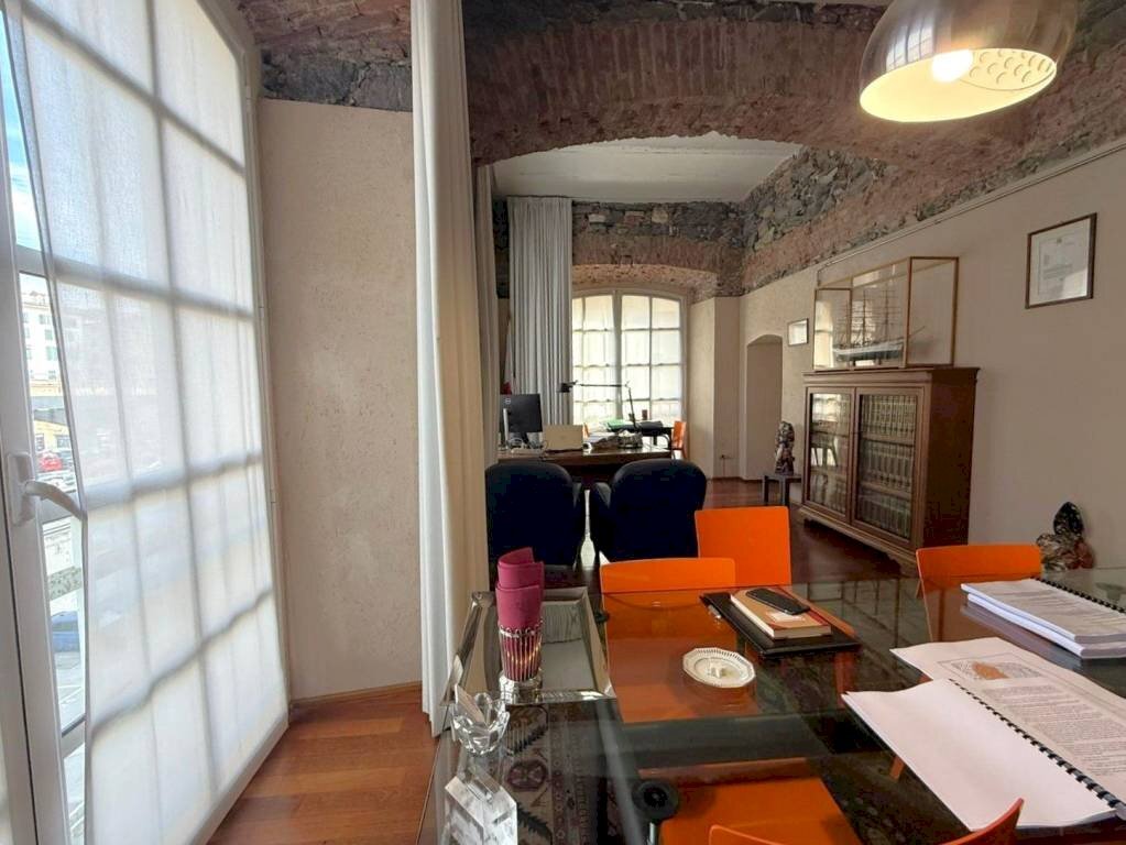 Studio - Office via Marino Boccanegra, 15, Genova (neighborhood Centro Storico) - photo 3