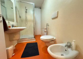 Bagno - Ufficio via Marino Boccanegra, 15, Genova (zona Centro Storico) - foto 13