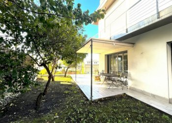 Giardino - Villa via Ernesto Cabruna, 15, frazione Quinto Al Mare, Genova - foto 11