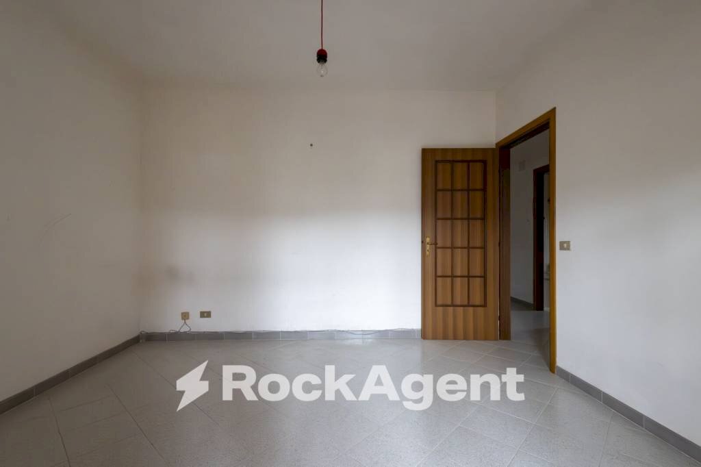 Quadrilocale viale Barlaam da Seminara, 27, Catanzaro - foto 3