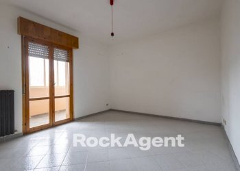 Quadrilocale viale Barlaam da Seminara, 27, Catanzaro - foto 4