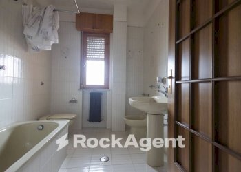 Quadrilocale viale Barlaam da Seminara, 27, Catanzaro - foto 19