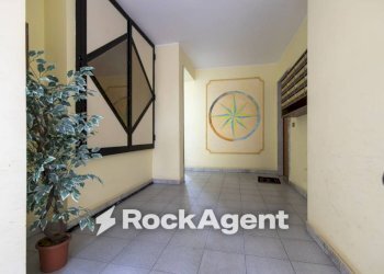 Interno palazzo - Quadrilocale viale Barlaam da Seminara, 27, Catanzaro - foto 1