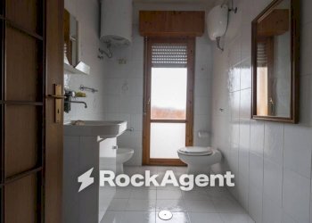 Bagno - Quadrilocale viale Barlaam da Seminara, 27, Catanzaro - foto 19