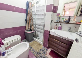 Bagno - Trilocale via Mar Rosso, Roma (zona Lido di Ostia) - foto 14