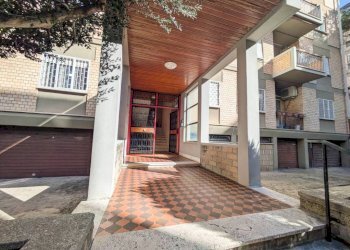 Facciata - Trilocale via Mar Rosso, Roma (zona Lido di Ostia) - foto 20