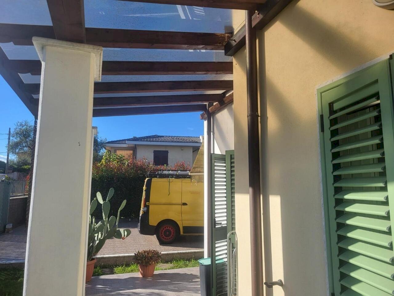 lu3.jpg - Portion of a house Luni - photo 3