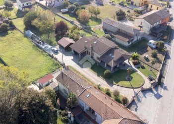 Villa Via Correggio, Cento - foto 3