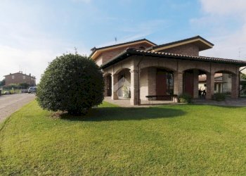 Villa Via Correggio, Cento - foto 8