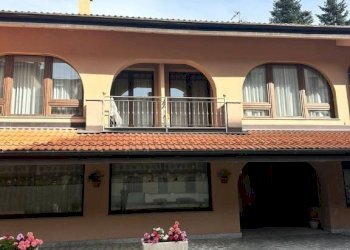 Facciata - Bilocale via Giuseppe Francesco Medail, 67, Bardonecchia - foto 6