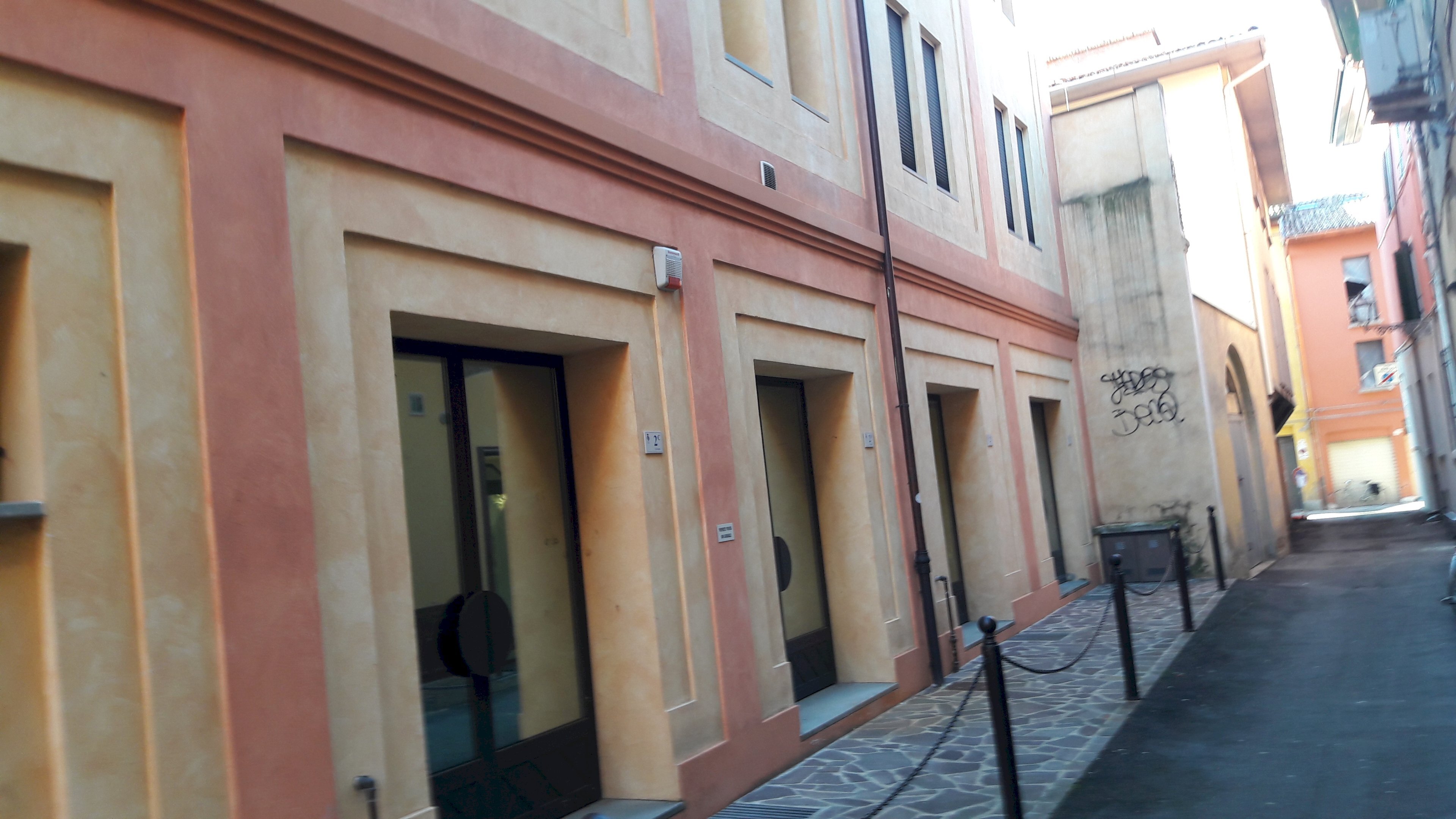 Esterno - Ufficio / Studio condiviso Via Farsetti - adiacente Piazza Matteotti, 2/C, Imola - foto 1