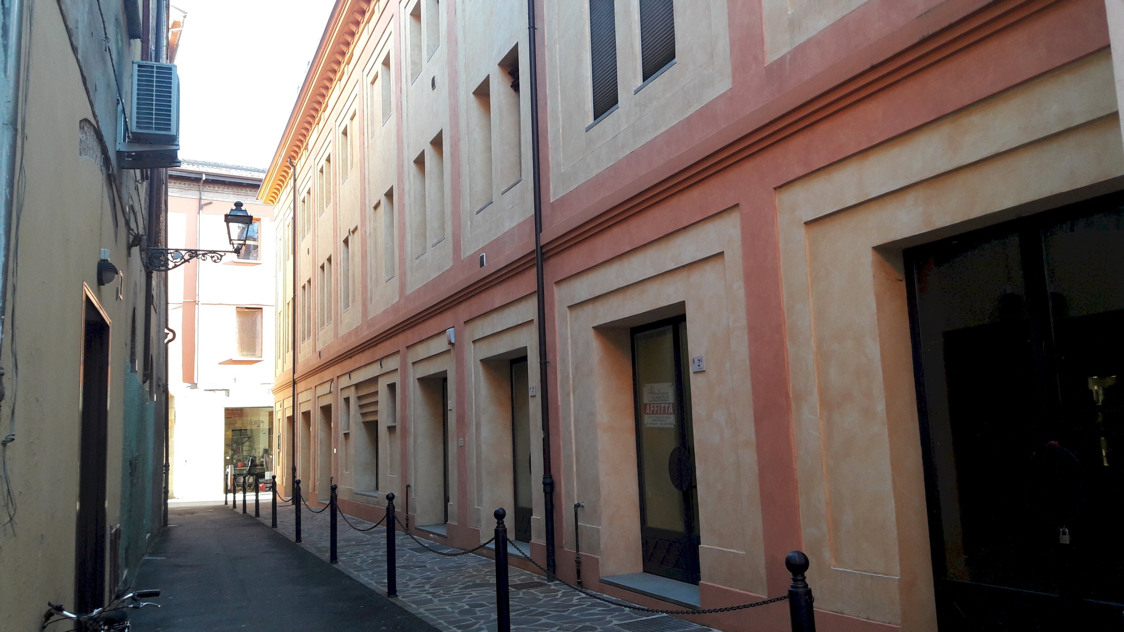 Esterno - Ufficio / Studio condiviso Via Farsetti - adiacente Piazza Matteotti, 2/C, Imola - foto 3
