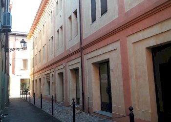 Esterno - Ufficio / Studio condiviso Via Farsetti - adiacente Piazza Matteotti, 2/C, Imola - foto 3