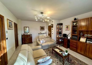 Quadrilocale Viale Martiri della Libertà, Borgaro Torinese - foto 4