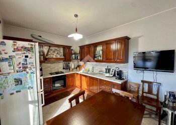 Quadrilocale Viale Martiri della Libertà, Borgaro Torinese - foto 6