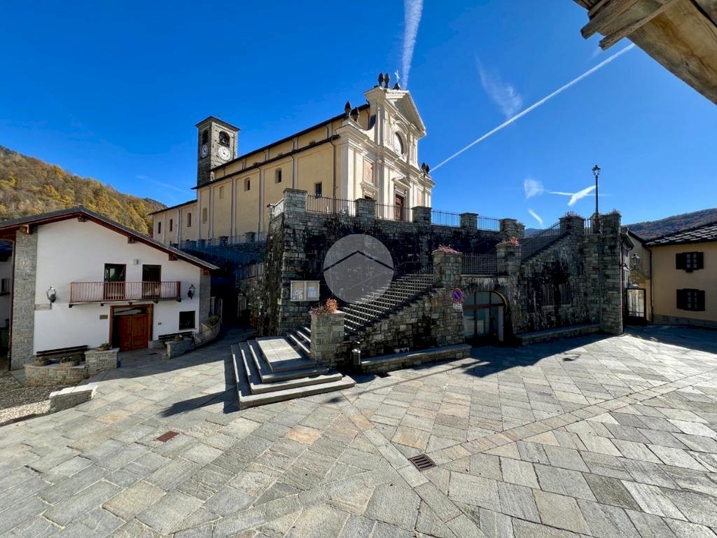 Three-room apartment Piazza Luigi Cibrario, Viù - photo 3