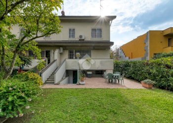 Villa a Schiera Via vinci, Castenaso - foto 1