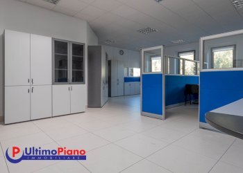 Office Località Grand Chemin 20, Saint-Christophe - photo 2