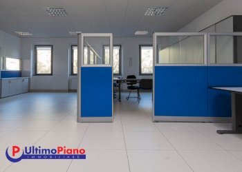 Office Località Grand Chemin 20, Saint-Christophe - photo 3