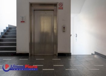 Office Località Grand Chemin 20, Saint-Christophe - photo 11