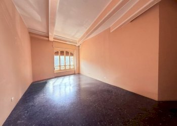 Three-room apartment Savona, Savona (neighborhood Darsena) - photo 2
