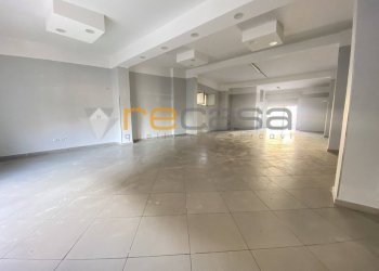 Foto 5 - Commercial Premises largo Quasimodo, Bellizzi - photo 5