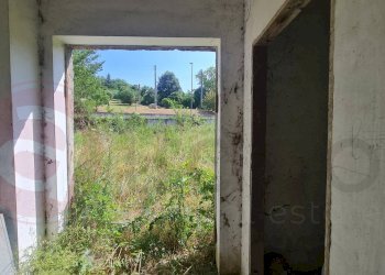 Foto 3 - Locale Commerciale Via Scaffa
 
snc, Arpino - foto 3