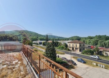 Foto 21 - Locale Commerciale Via Scaffa
 
snc, Arpino - foto 21