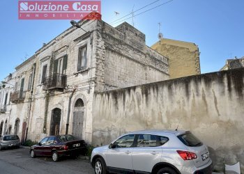 Foto 2 - Casa indipendente via Mazzini, Canosa di Puglia - foto 2