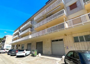 Foto 1 - Box Via Machiavelli
 
8, San Benedetto del Tronto - foto 1