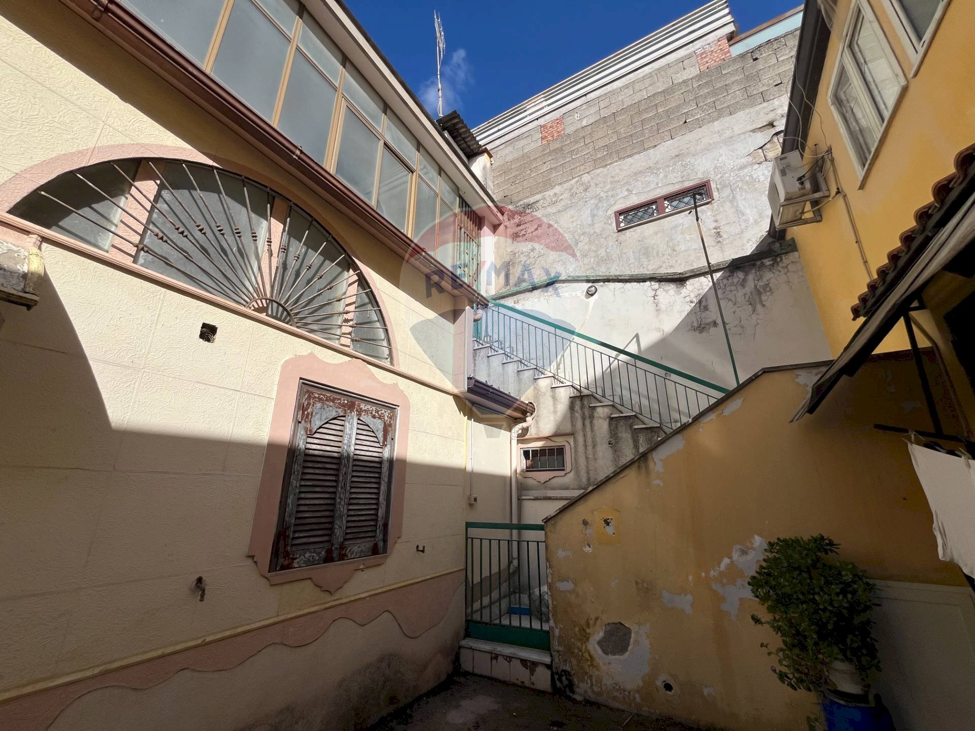 Edificio all\'aperto - Bilocale via Roma
 
26, Frattaminore - foto 1