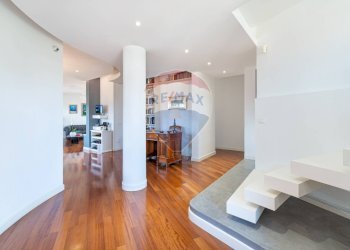 Foto 2 - Casa semi indipendente Via Teognide
120, Roma - foto 2