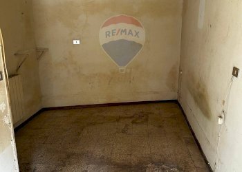 Stanza vuota - Casa indipendente Piazza Trinacria
 
4, Valguarnera Caropepe - foto 1