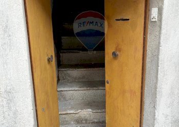 Scale - Casa indipendente Piazza Trinacria
 
4, Valguarnera Caropepe - foto 7