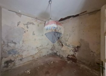 Dettagli - Casa indipendente Via Guglielmo
 
19-20-21, Catania - foto 40