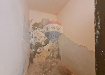 Scale - Casa indipendente Via Guglielmo
 
19-20-21, Catania - foto 43