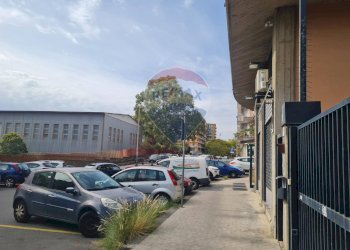 Edificio all\'aperto - Casa indipendente Via Guglielmo
 
19-20-21, Catania - foto 55